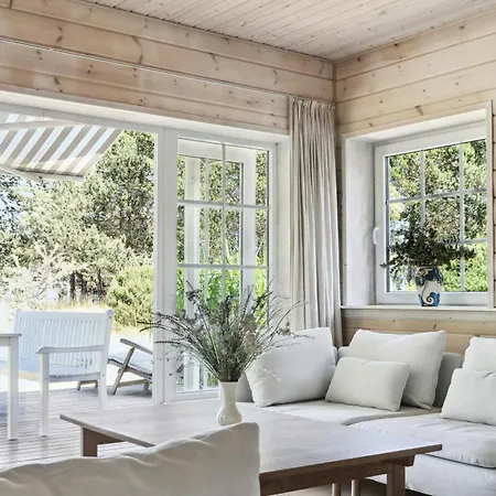 Wake To Waves With Sea As A Neighbour Casa de Férias