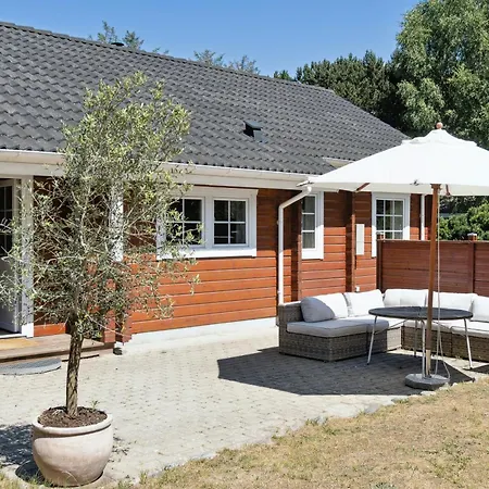 Wake To Waves With Sea As A Neighbour *